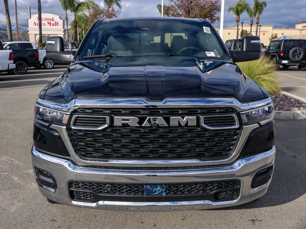 New 2026 Diamond Black Crystal Pearl-Coat Exterior Paint RAM Big Horn/Lone Star image 8