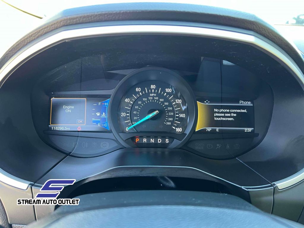 2017 Ford Edge SEL photo 21