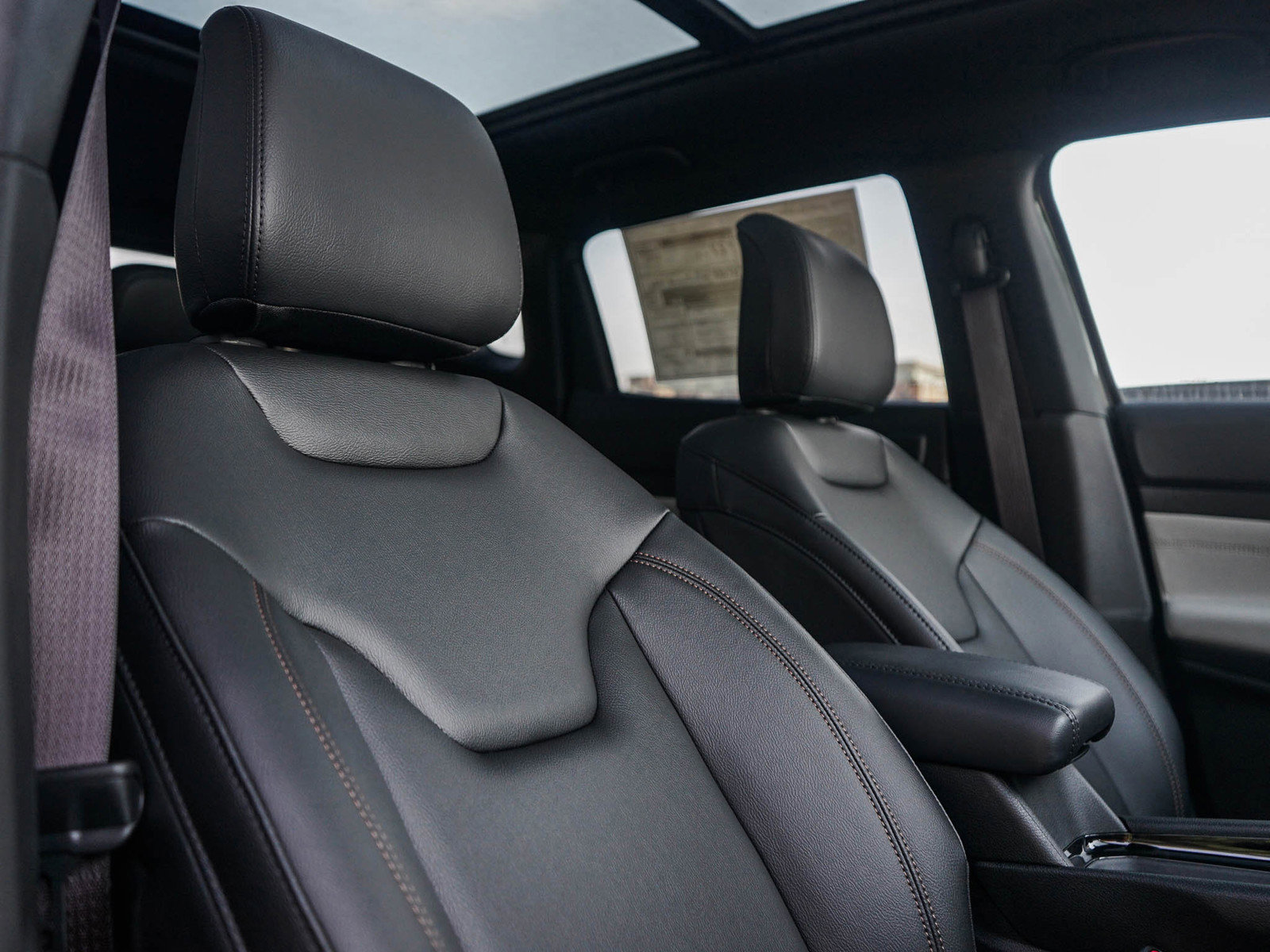 2025 Jeep Compass Limited photo 10
