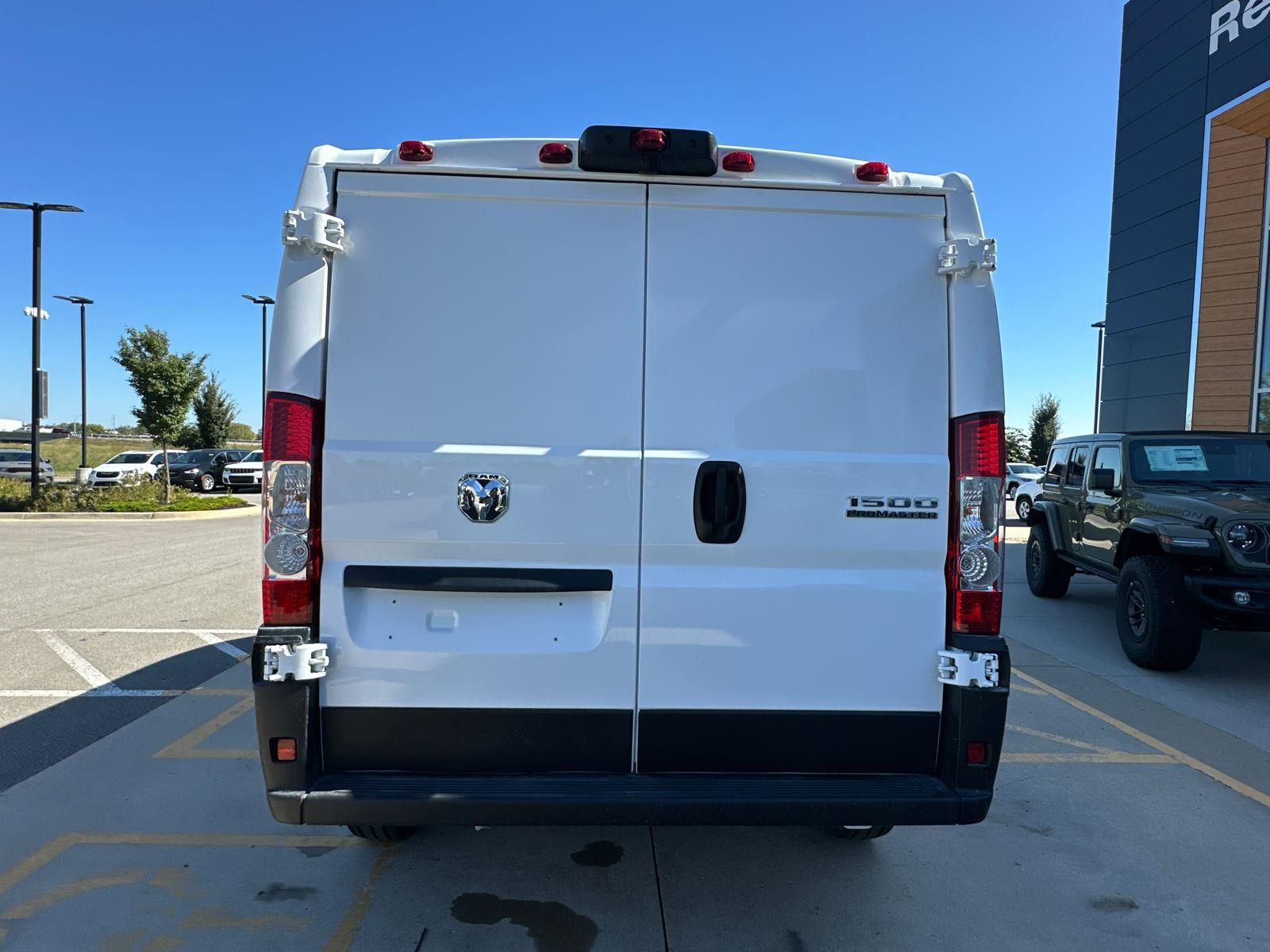 2026 Ram ProMaster 1500 photo 2