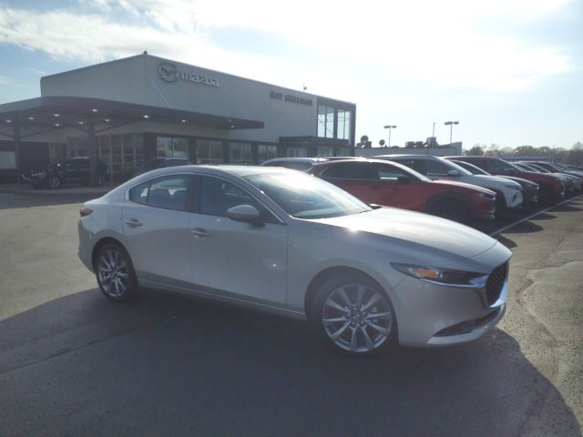 2025 Mazda Mazda3 Preferred's photo