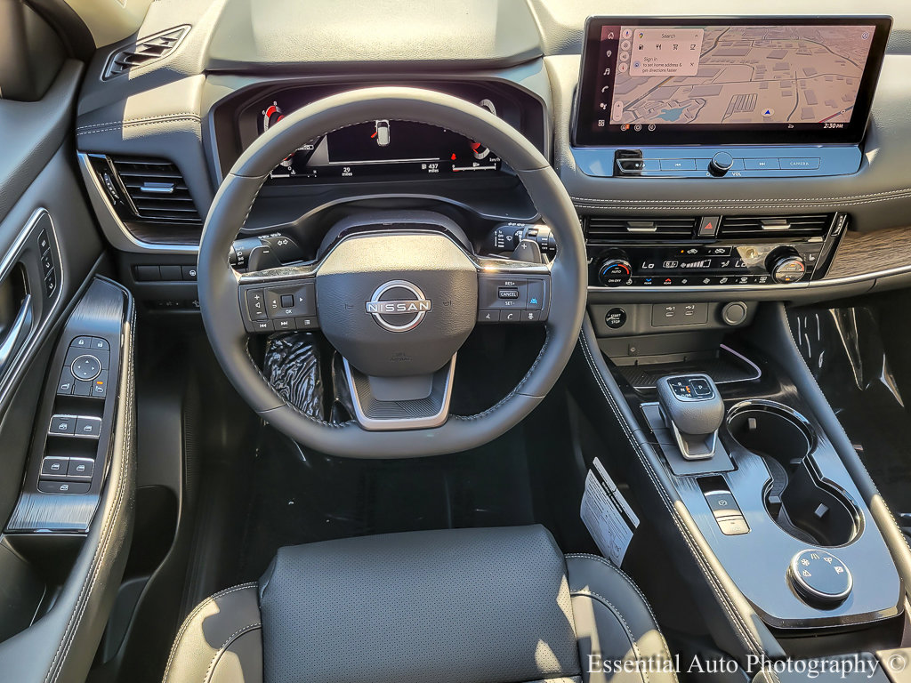 2025 Nissan Rogue Platinum photo 12