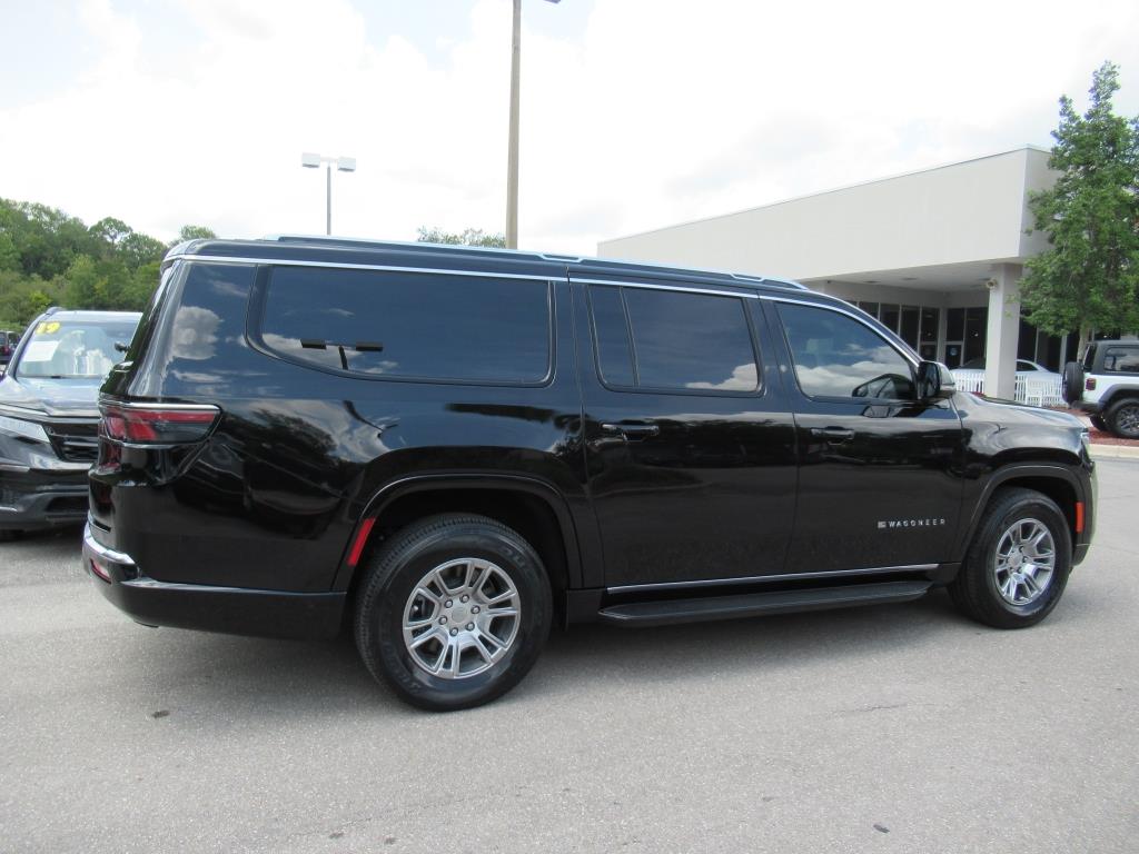 2023 Jeep Wagoneer L Base photo 4