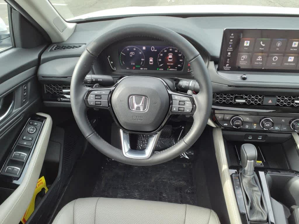 2025 Honda Accord Hybrid Touring photo 7