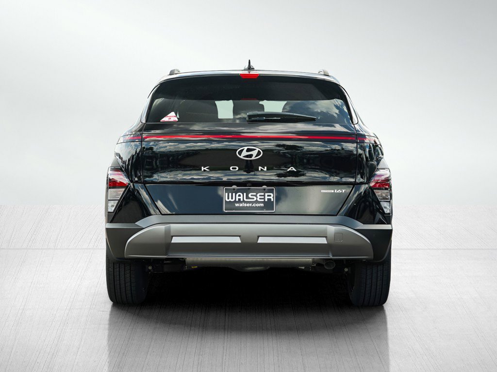 2026 Hyundai Kona SEL photo 4