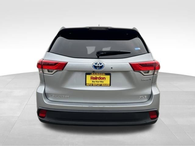 2019 Toyota Highlander Hybrid XLE photo 3