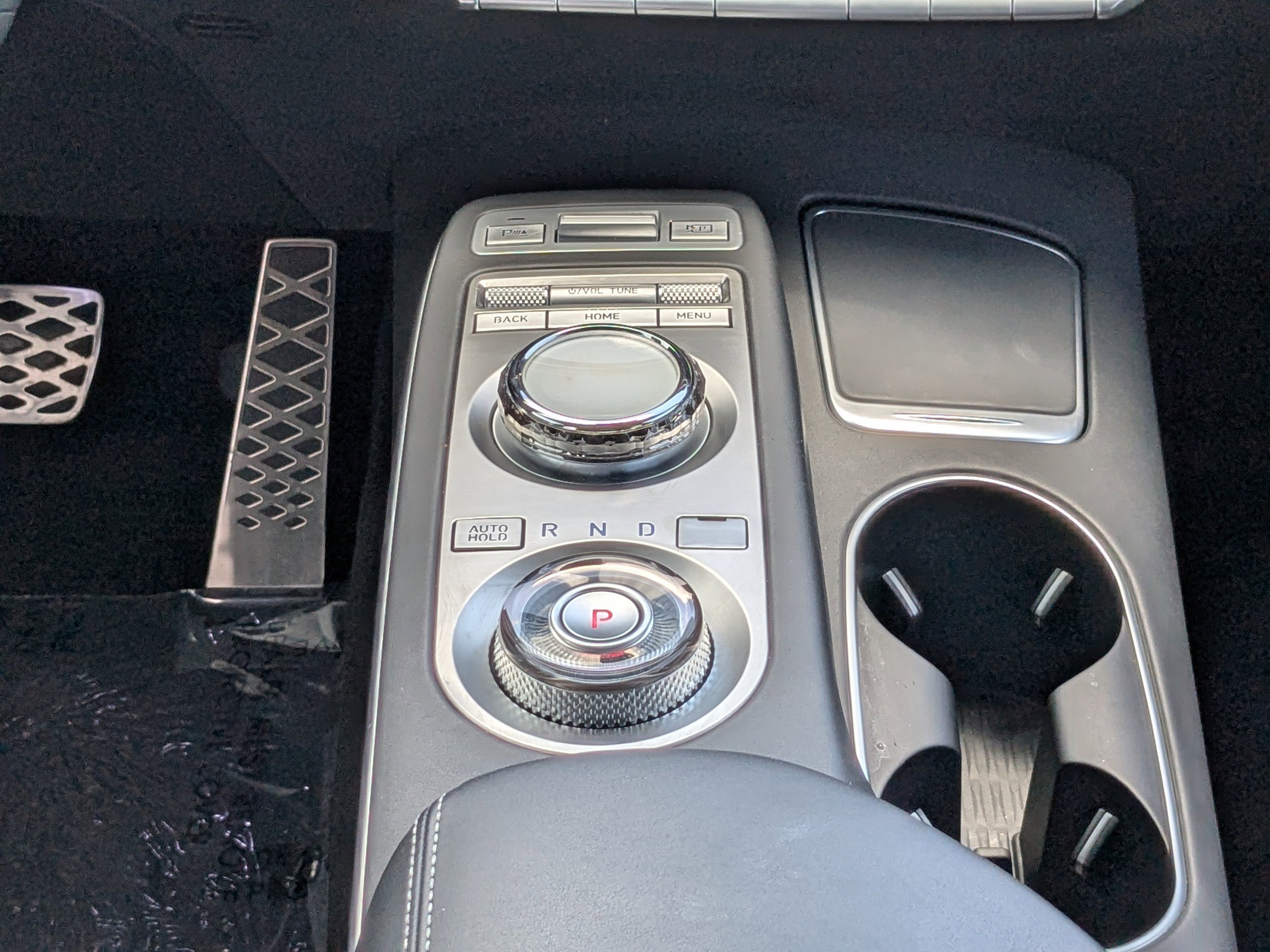 2024 Genesis GV70 3.5T Sport photo 15