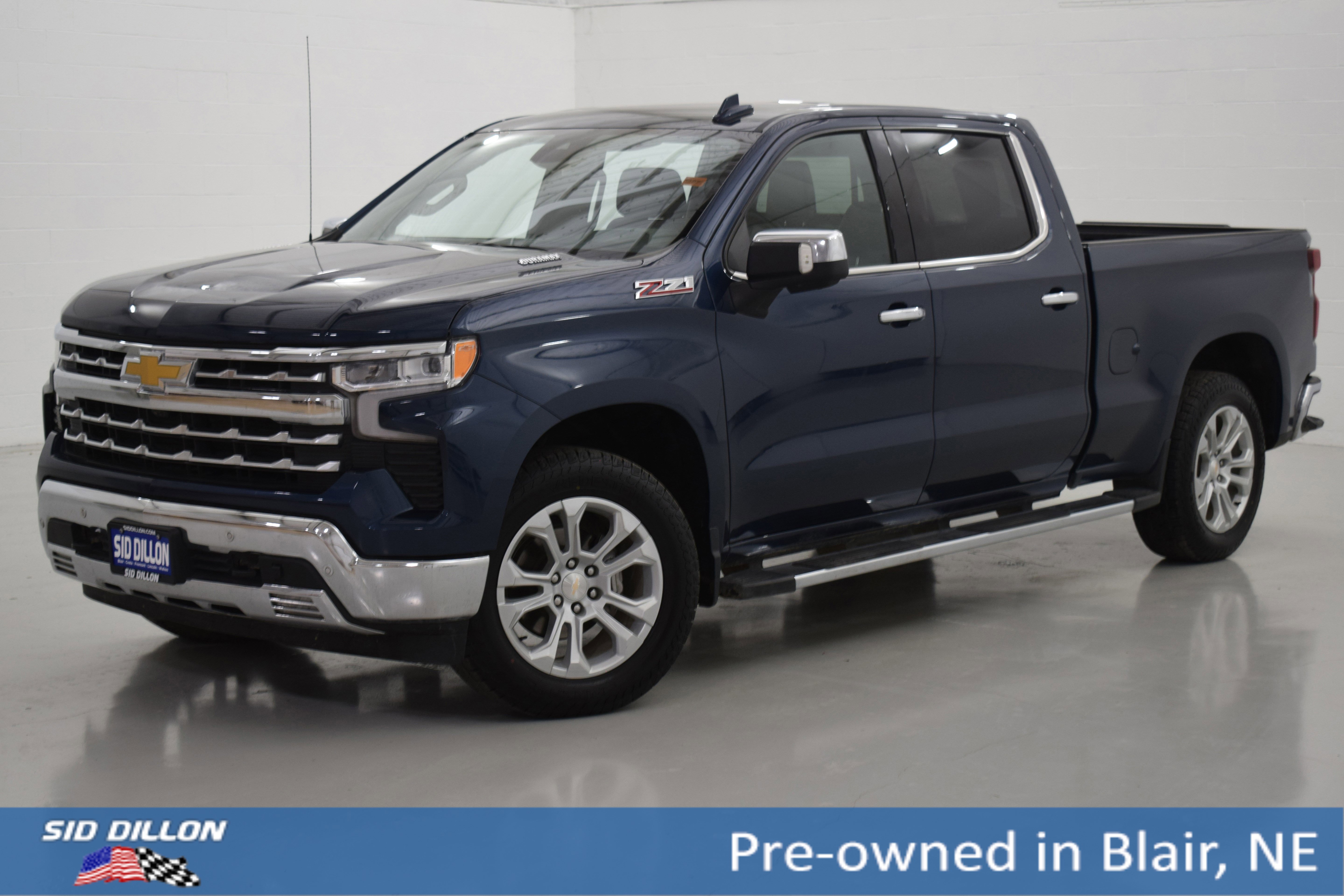 2023 Chevrolet Silverado 1500 LTZ's photo
