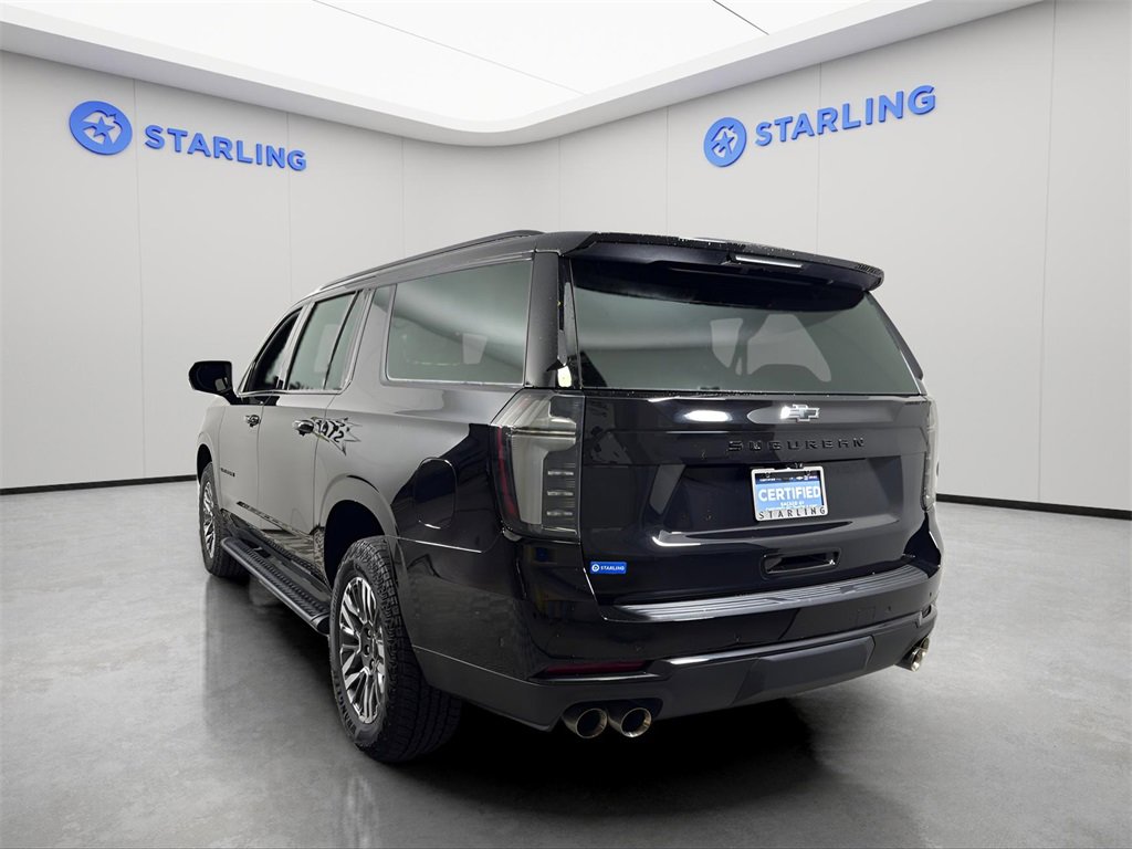 2025 Chevrolet Suburban Z71 photo 5