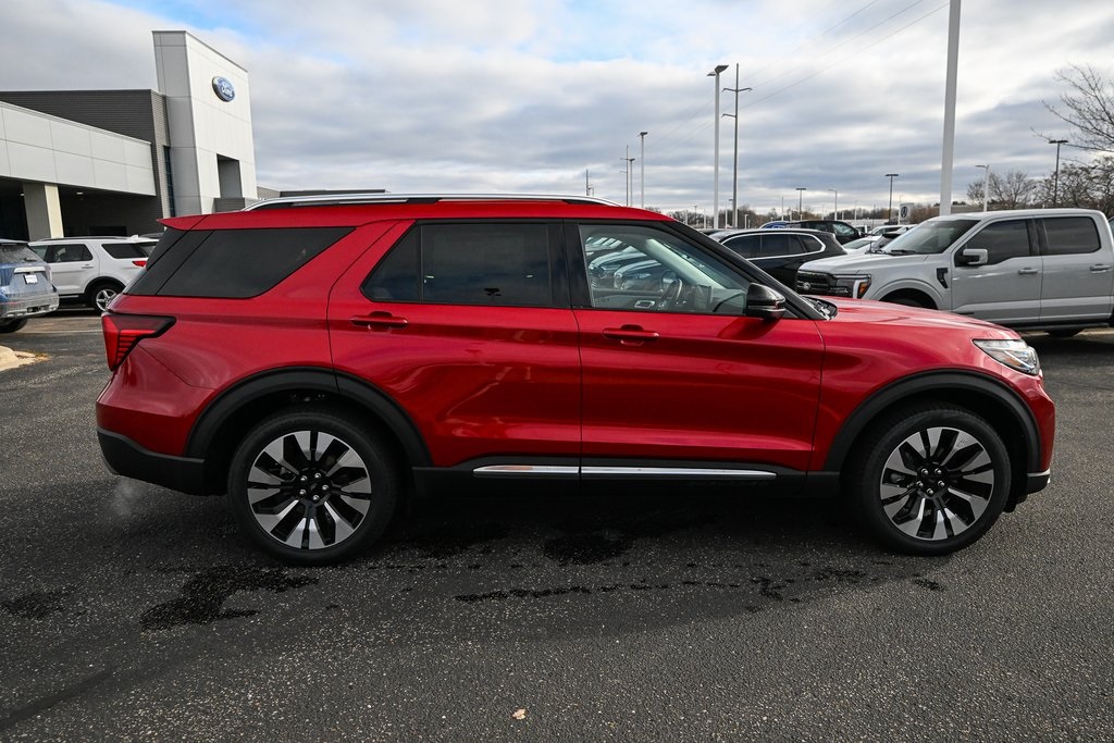 2026 Ford Explorer Platinum photo 3