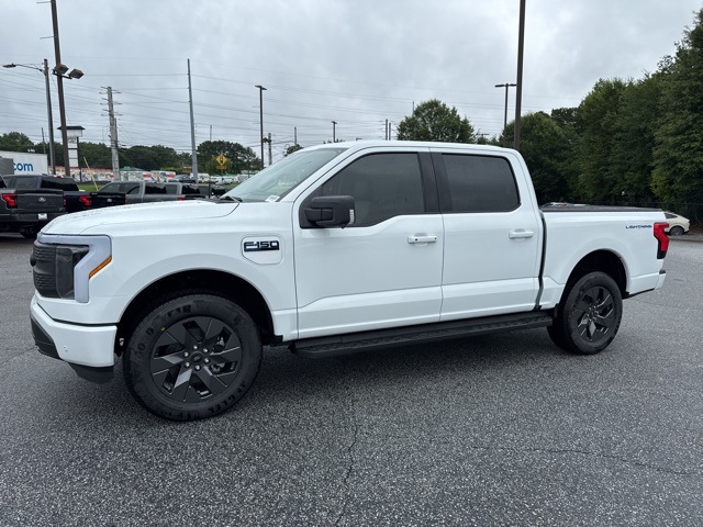 2025 Ford F-150 Lightning photo 6