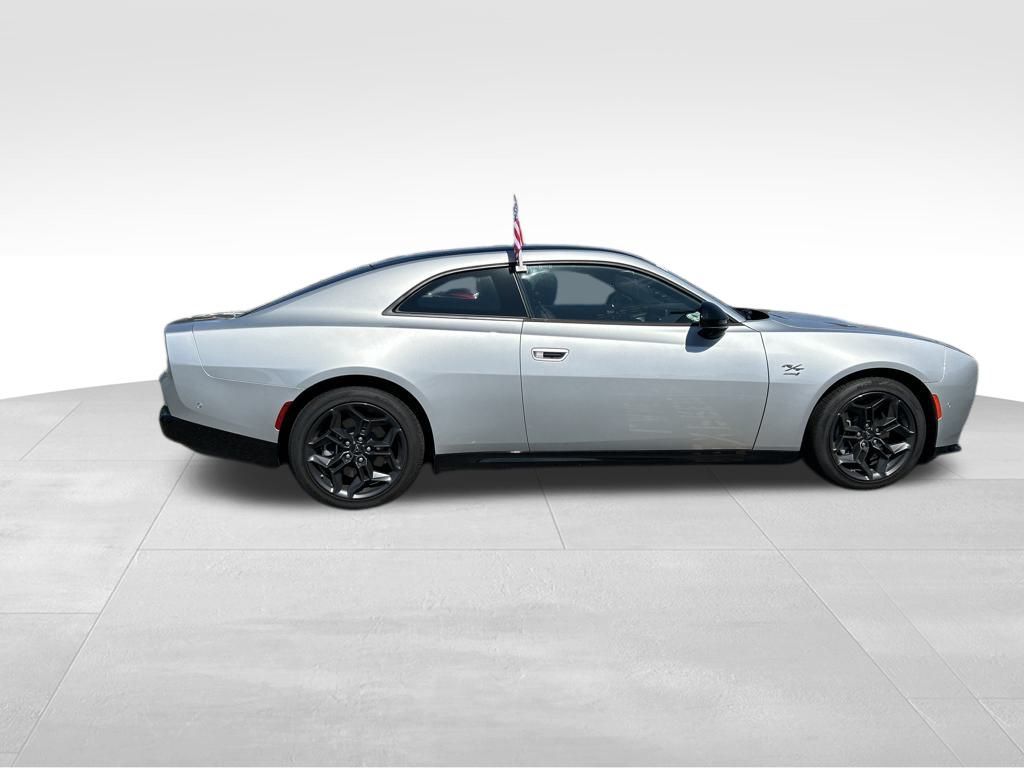 2025 Dodge Charger R/T photo 6