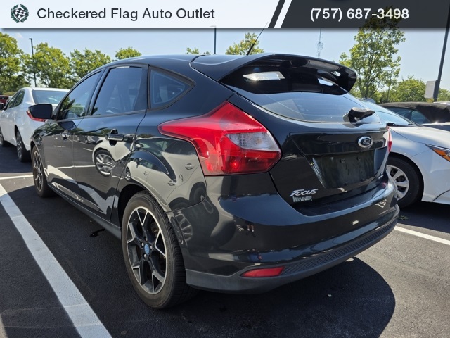 2013 Ford Focus SE photo 4