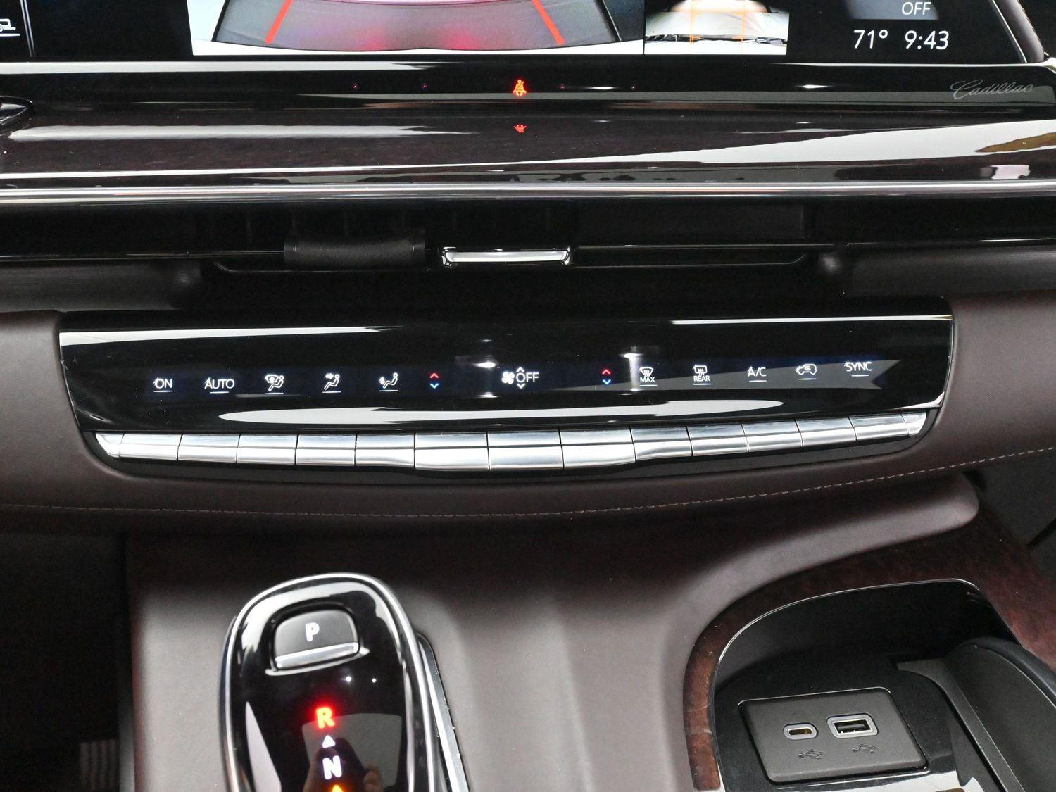 2022 Cadillac Escalade Sport Platinum photo 25