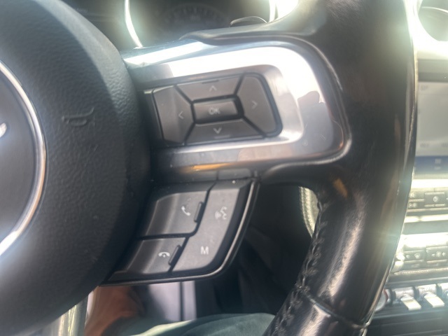 2020 Ford Mustang EcoBoost Premium photo 27