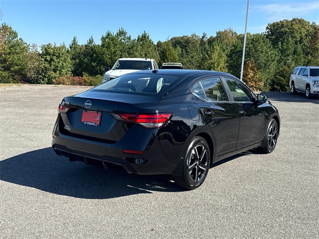 2025 Nissan Sentra SV photo 4