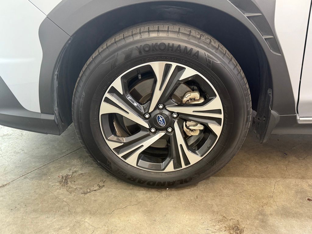 2024 Subaru Crosstrek Premium photo 14