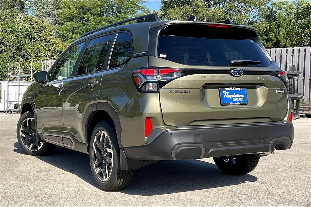 2025 Subaru Forester Limited photo 3