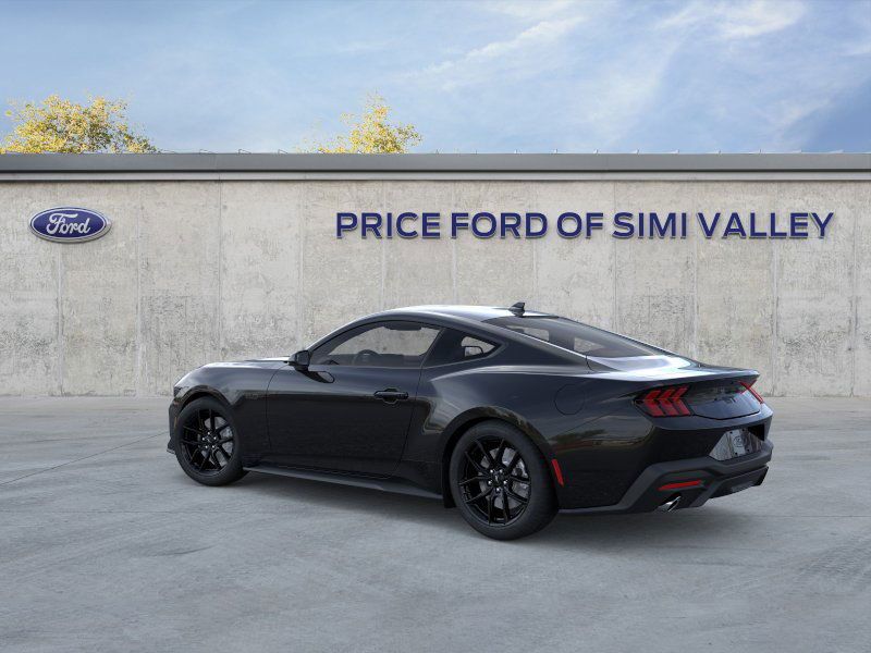 2025 Ford Mustang GT photo 4