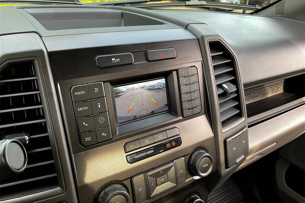2022 Ford F-350 XL photo 16