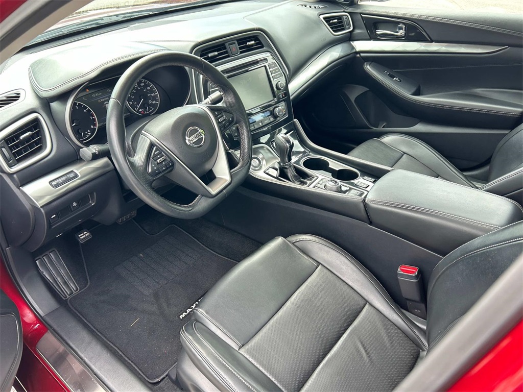 2019 Nissan Maxima SL photo 13