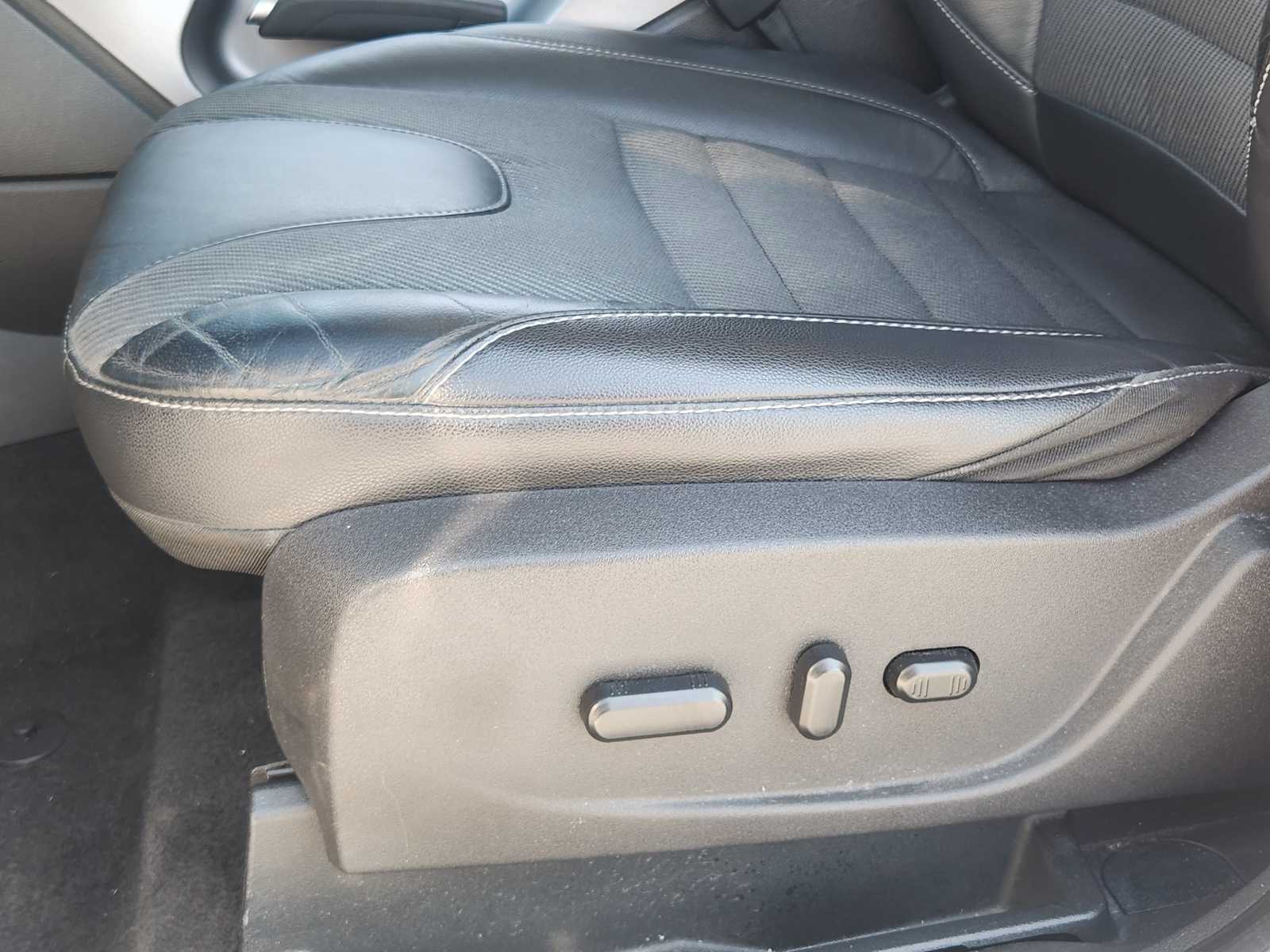 2016 Ford Escape SE photo 21