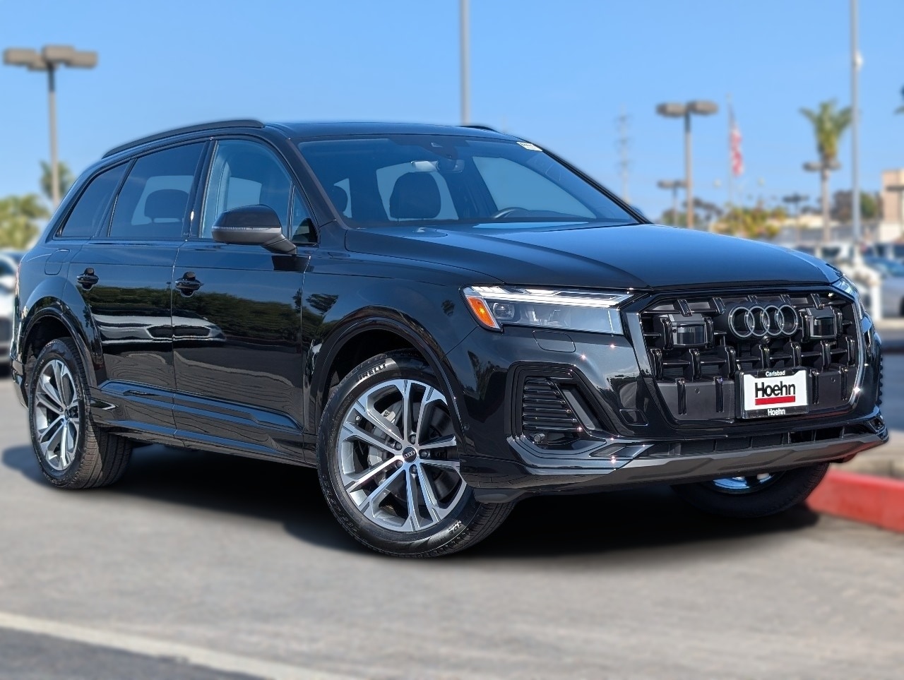 2026 Audi Q7 Premium's photo