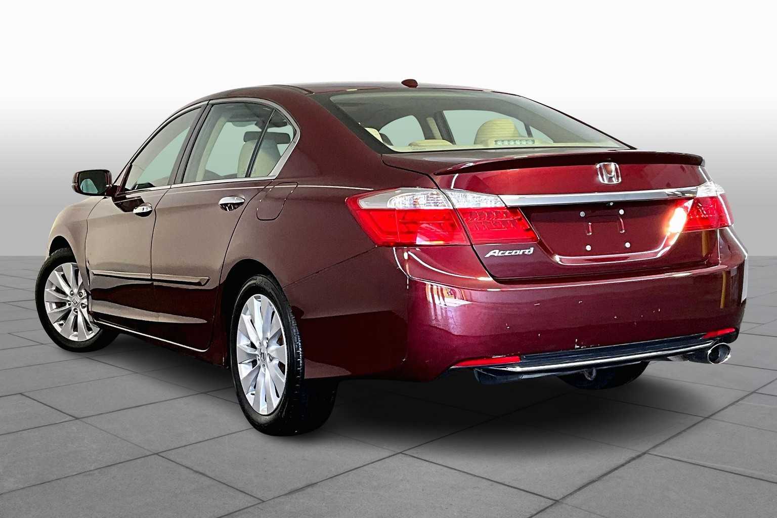 2014 Honda Accord EX-L photo 2