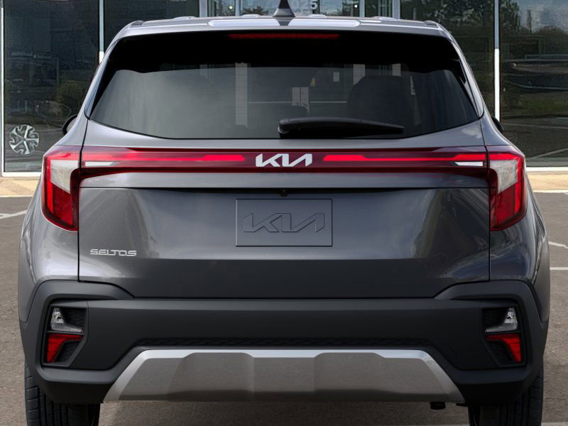 2026 Kia Seltos LX photo 5