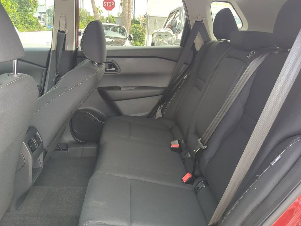 2026 Nissan Rogue S photo 11