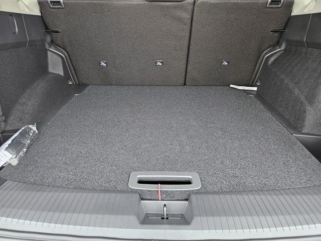 2026 Nissan Rogue S photo 14