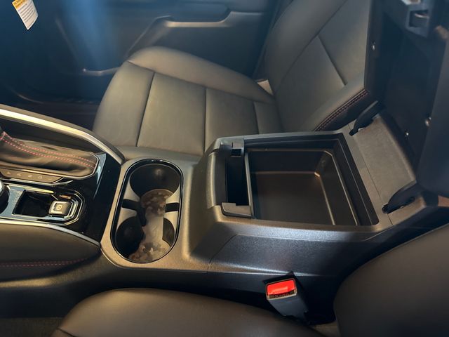 2025 Chevrolet Colorado Z71 photo 21