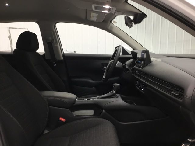 2025 Honda HR-V LX photo 13