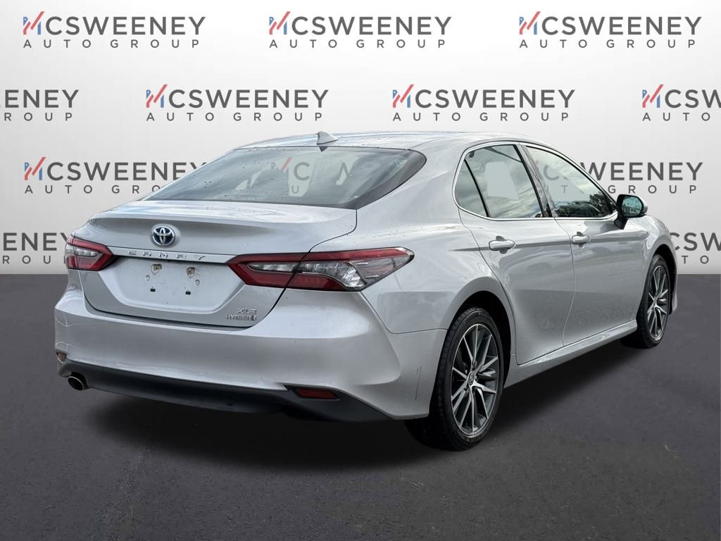 2021 Toyota Camry Hybrid XLE photo 4