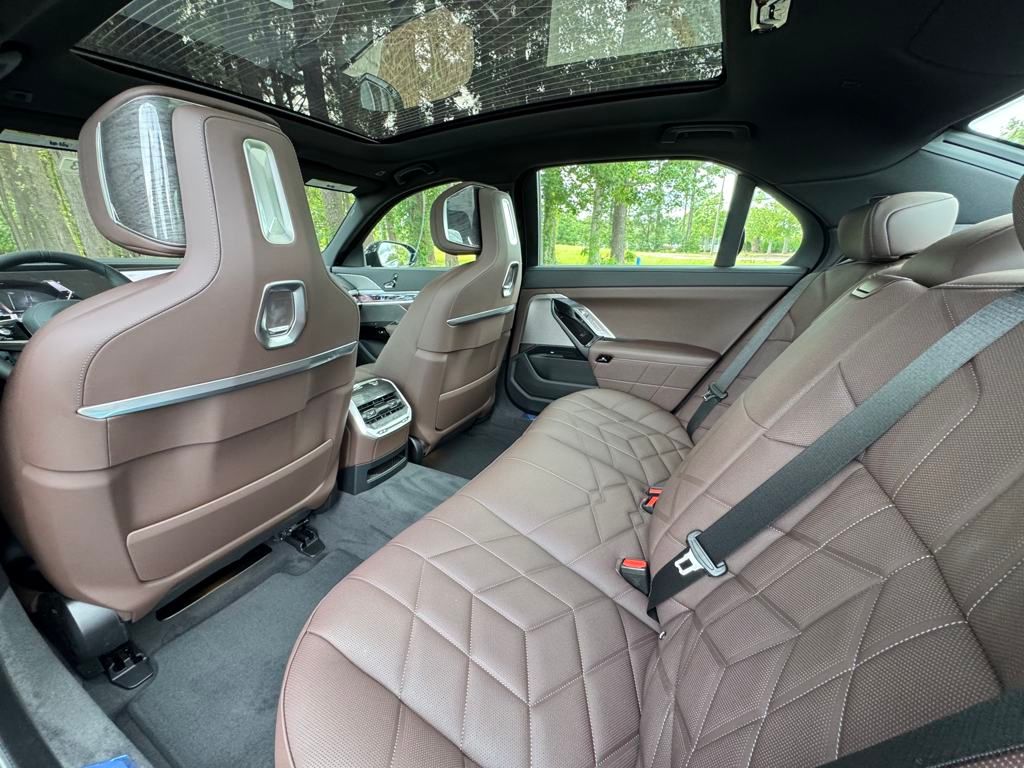 2025 Bmw 760i xDrive photo 13