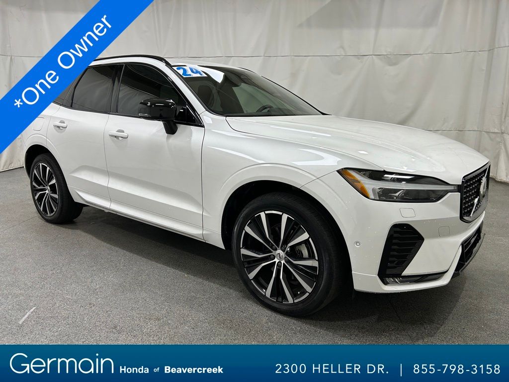 2024 Volvo XC60 Plus's photo