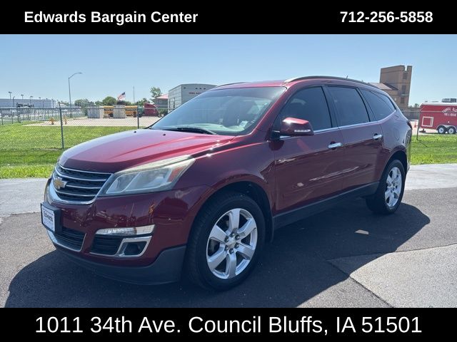2016 Chevrolet Traverse 1LT photo 4