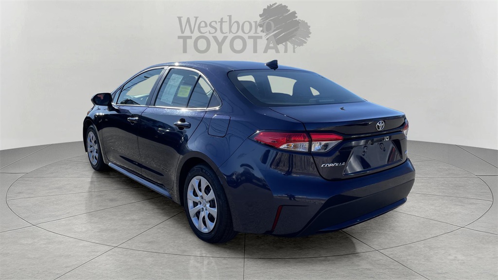 2022 Toyota Corolla LE photo 5