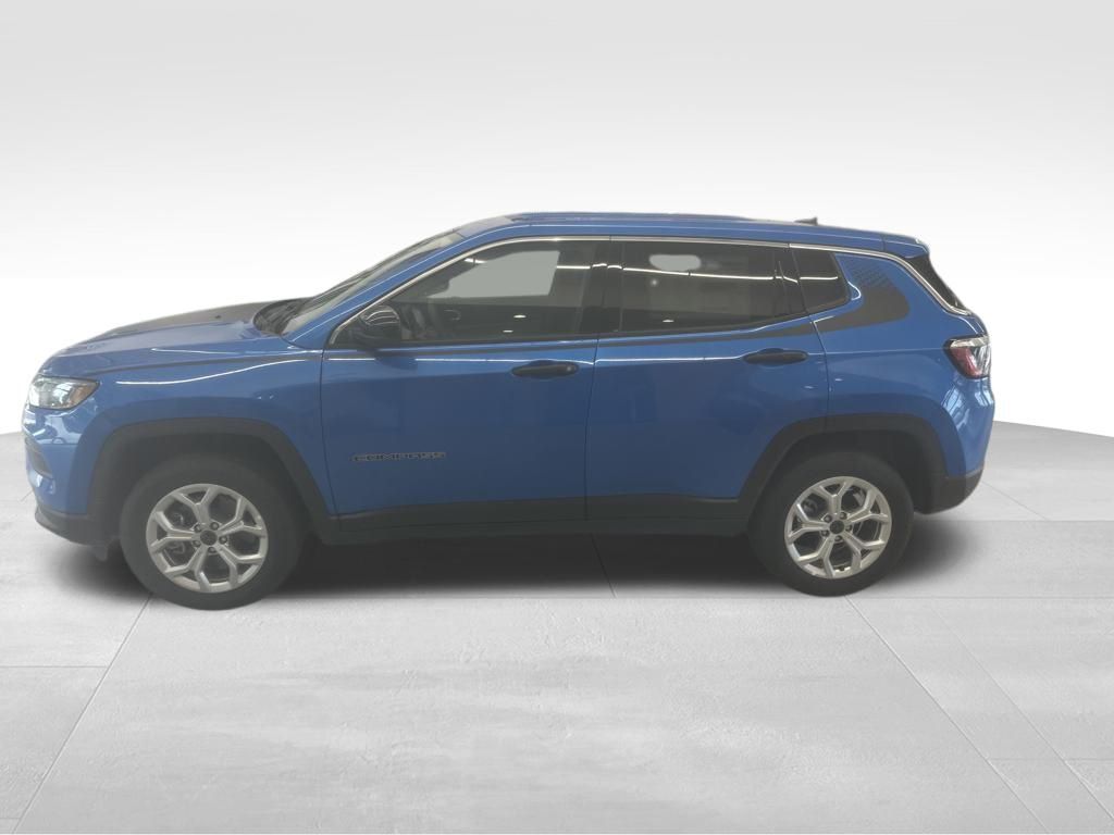 2025 Jeep Compass Sport photo 3