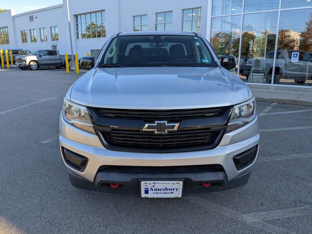 2017 Chevrolet Colorado LT photo 2