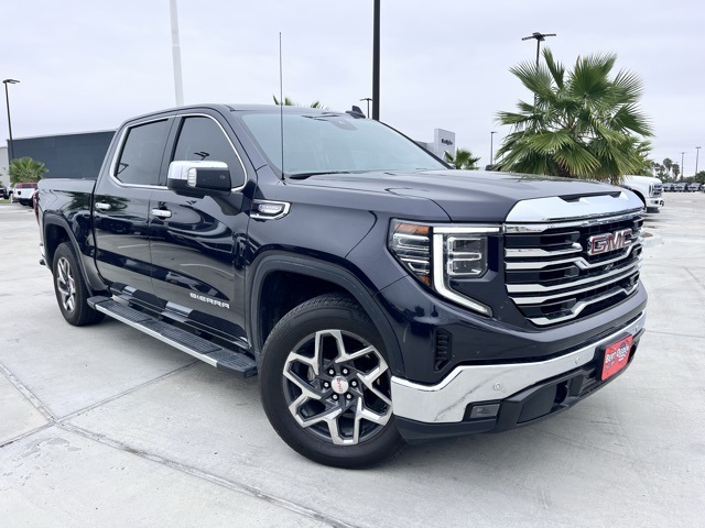 2025 GMC Sierra 1500 SLT's photo