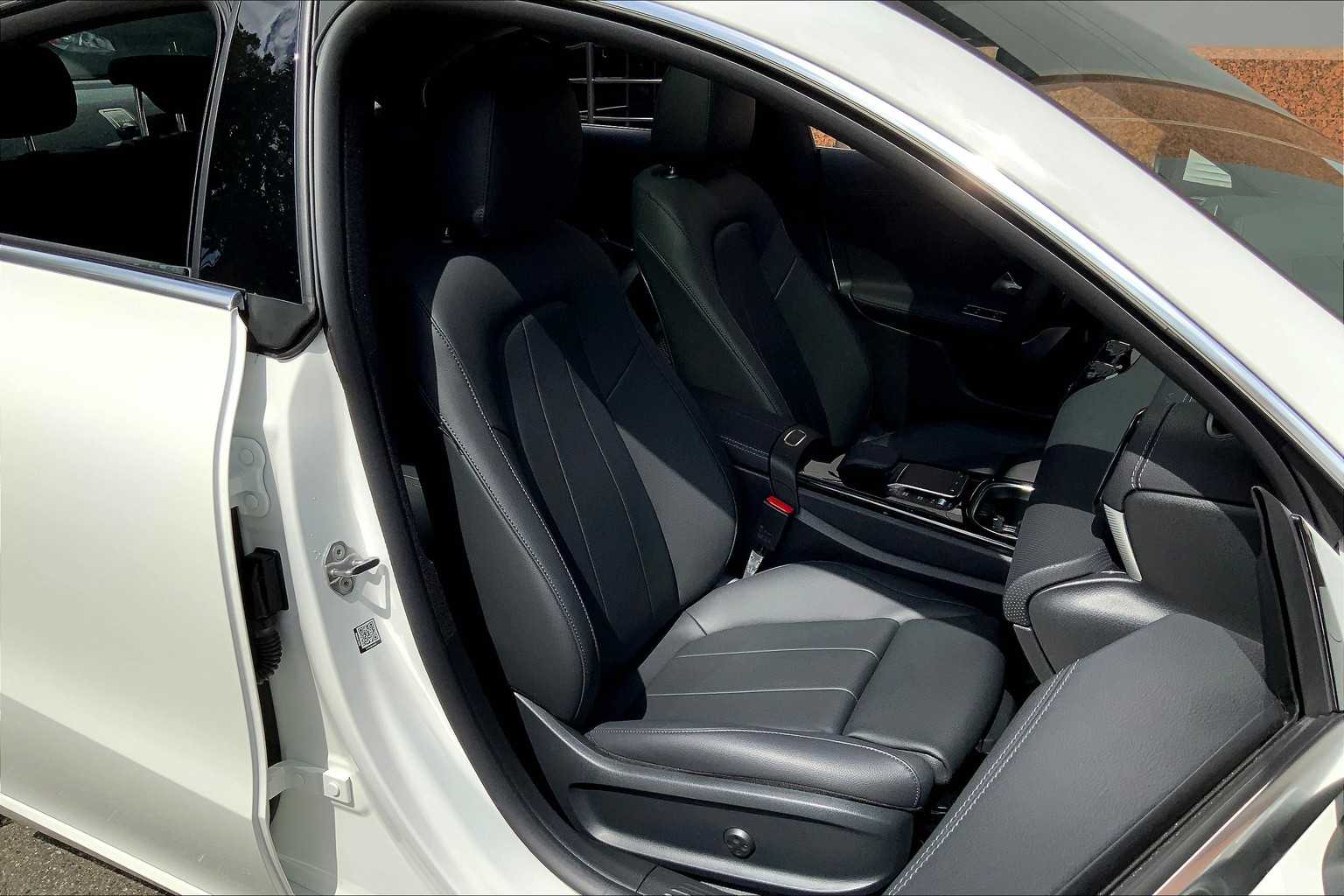 2023 Mercedes Benz CLA 250 photo 8