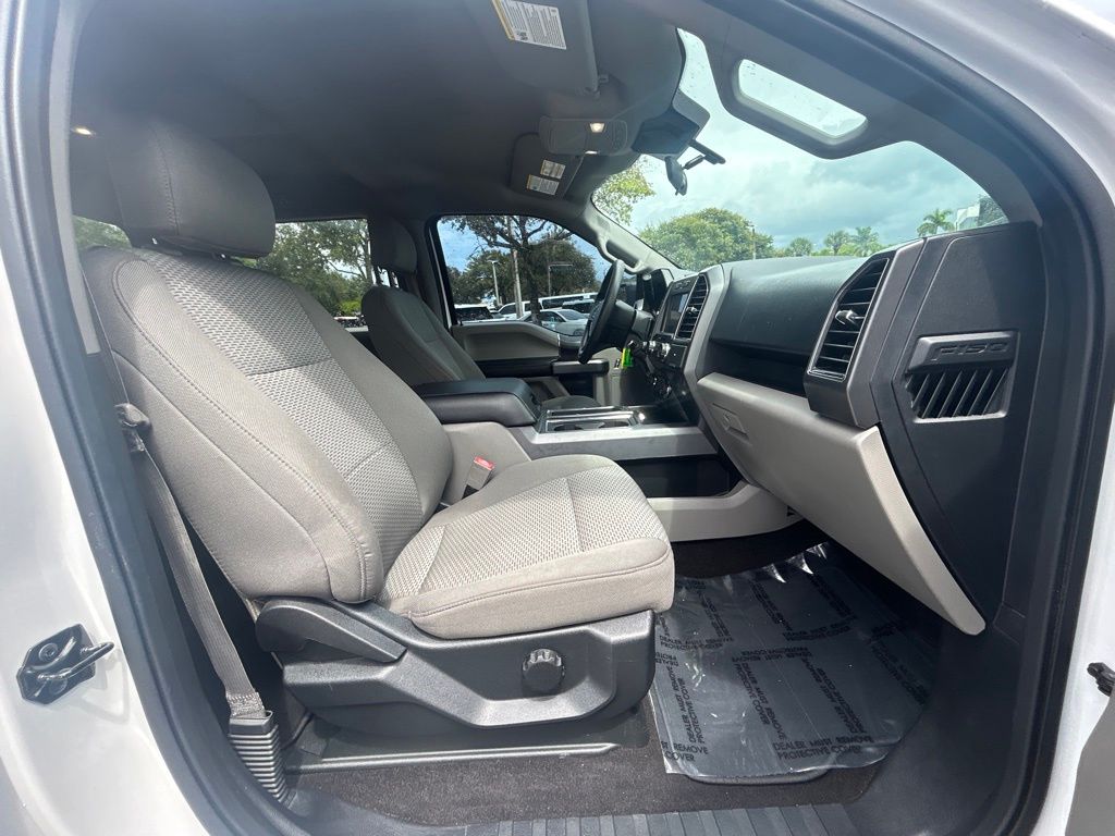 2020 Ford F-150 XLT photo 21