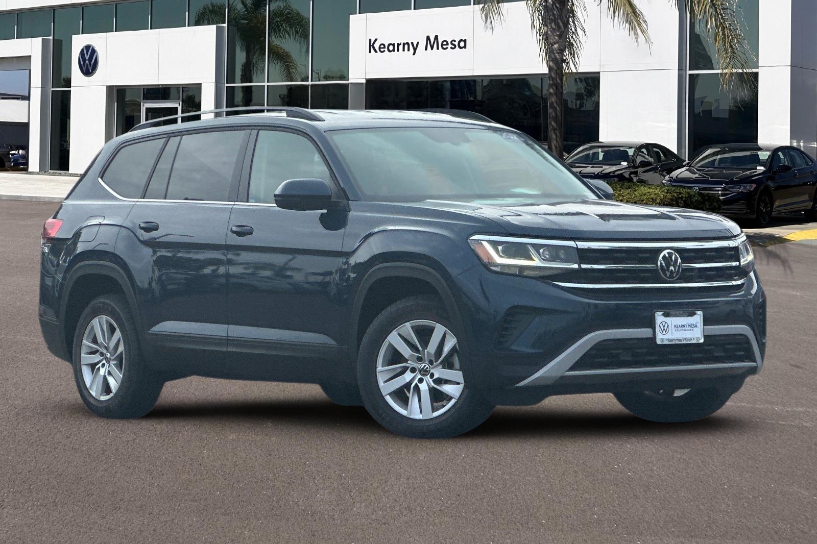 2021 Volkswagen Atlas S photo 2