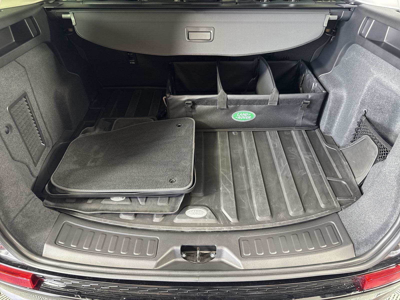 2025 Land Rover Discovery Sport S photo 27