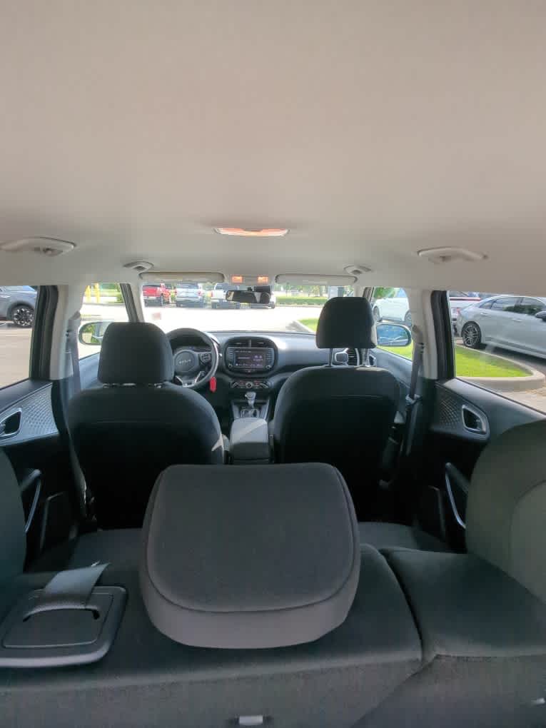2023 Kia Soul LX photo 10