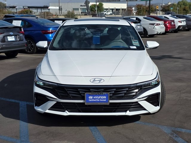 2024 Hyundai Elantra SEL photo 2
