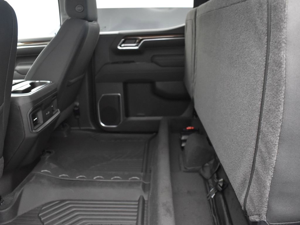 2026 Chevrolet Silverado 1500 RST photo 17