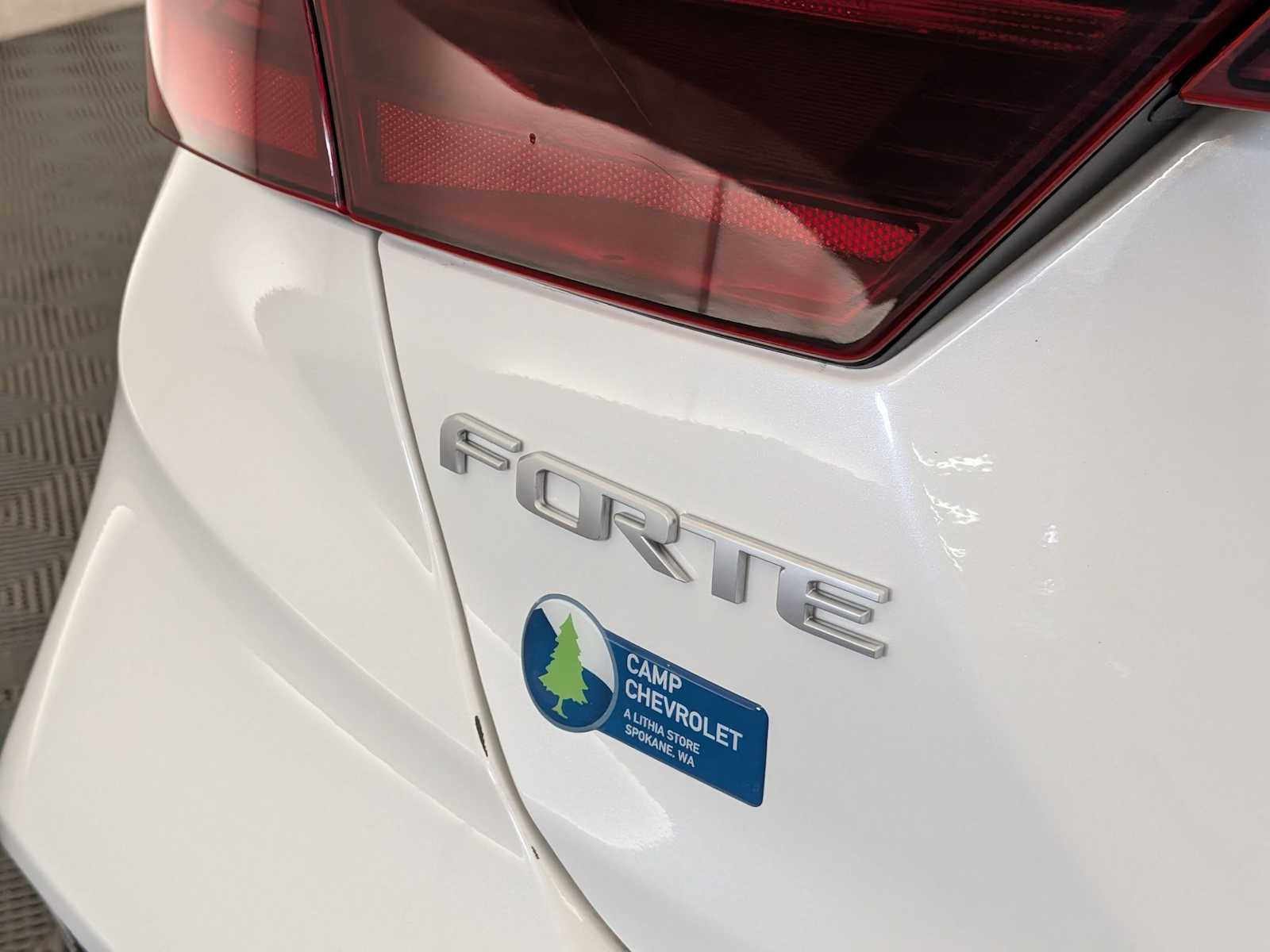 2024 Kia Forte LXS photo 11