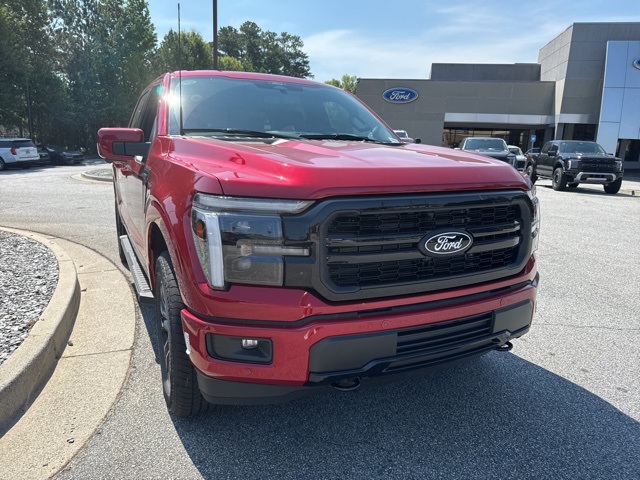 2025 Ford F-150 Lariat photo 3